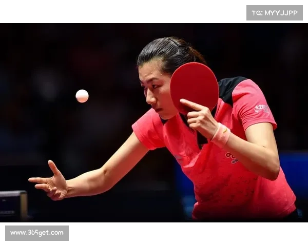 从乒乓球场到校园讲堂 丁宁退役后的人生新篇章